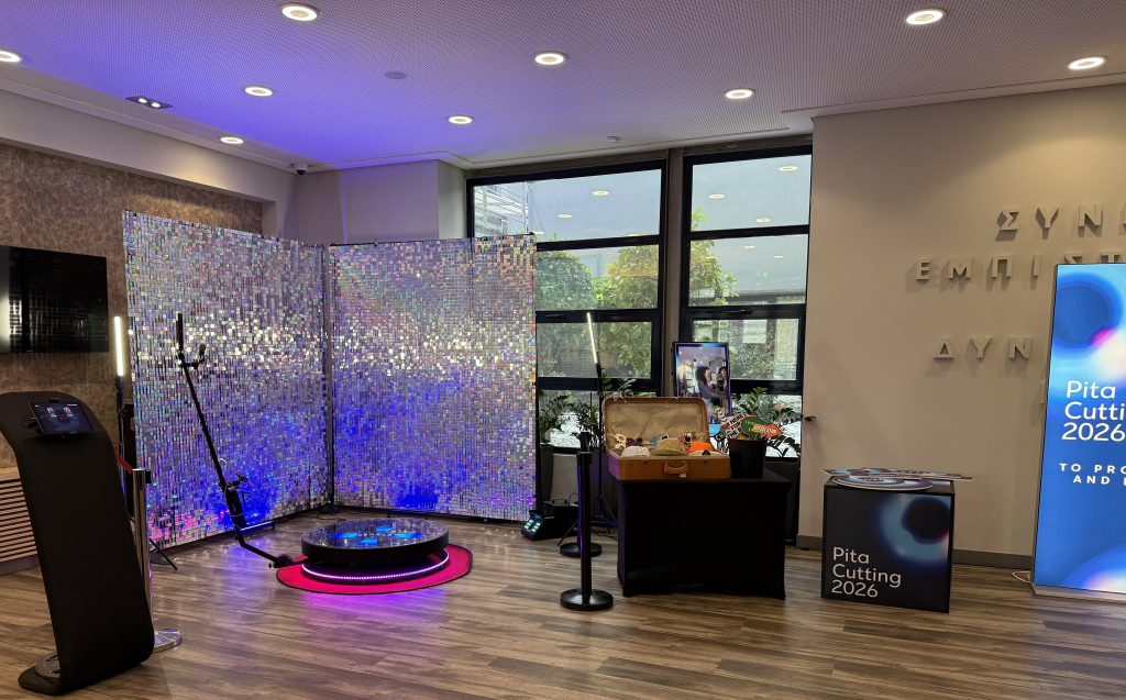 360 video booth for Eurobank's Pita Cutting